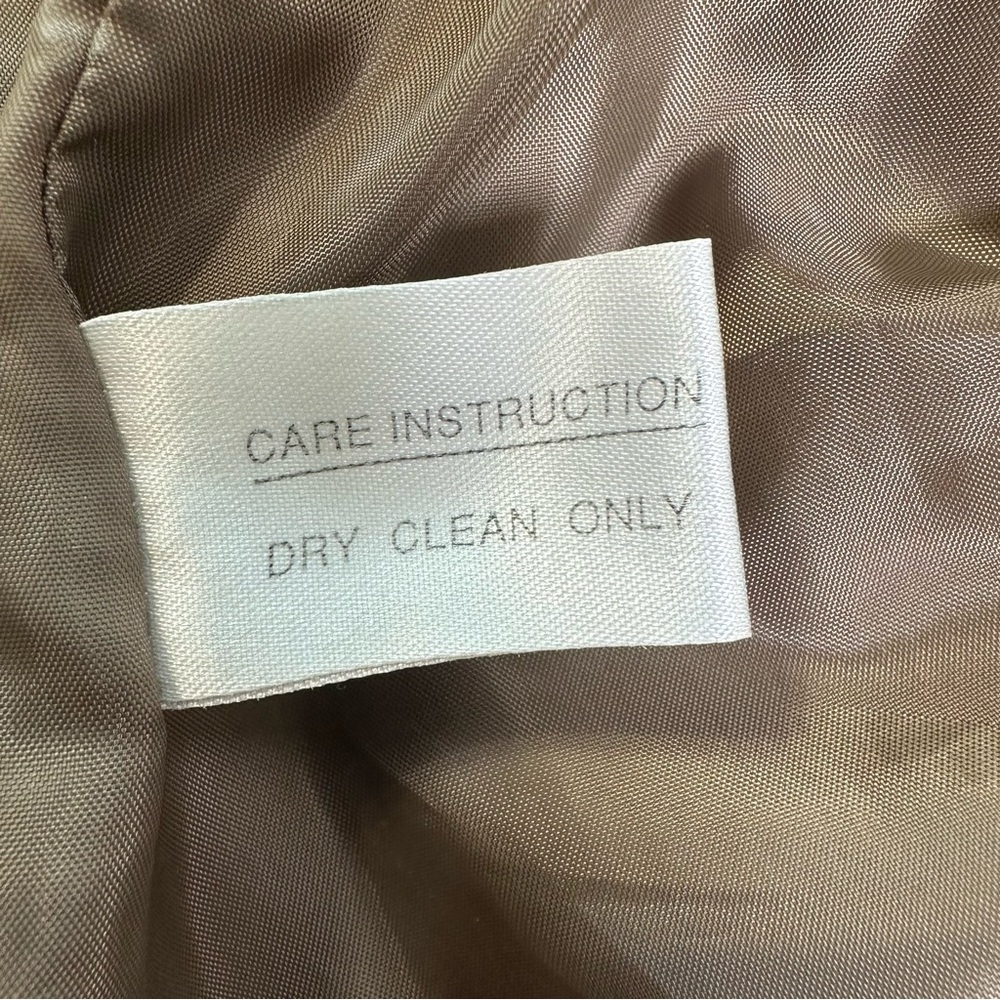 Gallery Women's Tan Belted Trench Coat With Pockets - Picture 11 of 15